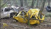 La collina delle auto lanciate e abbandonate