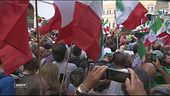 L'opposizione in piazza