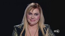 Lory Del Santo ed i baci del GF VIP