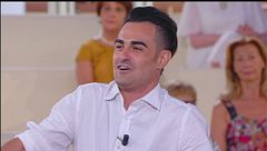 Martedì 15 settembre, Canale 5