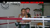 GABRA: Lo scherzo a Juliana Moreira: prende a calci marito e amante!