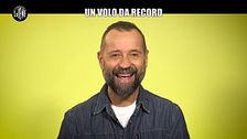 INTERVISTA: Fabio Volo: "Scrivo per la gente, non mi faccio seghe mentali da intellettuale"