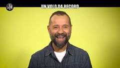 INTERVISTA: Fabio Volo: "Scrivo per la gente, non mi faccio seghe mentali da intellettuale"