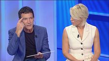 Antonio Banderas intervistato da Maria De Filippi