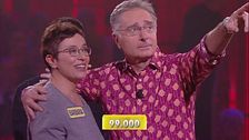 Barbara affronta il quizzone finale... e vince!