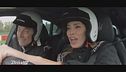 Aida Yespica al volante della Maserati Levante