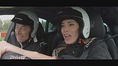 Aida Yespica al volante della Maserati Levante