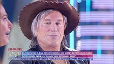 I saluti choc di Mickey Rourke