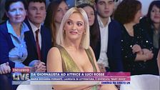 Lascia la professione di giornalista  e diventa  Mary Ryder, attrice a luci rosse