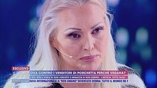Anna Oxa: "Penso che l'umanità sia arrivata all'estinzione