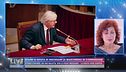 Vittorio Sgarbi s'infuria: "Ho una malattia, non la posso indossare"