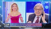 Sgarbi e il rapporto conflittuale con la mascherina