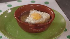 Zuppa pavese