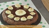 Torta con crema di nocciole
