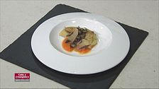Calzoncino di patate e pasta cresciuta, Risotto all'Amarone, Broccolo bistecca crema e cous cous