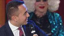 Il Ministro degli Affari Esteri Luigi Di Maio canta "Napul è"