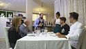 Una cena tutta da criticare