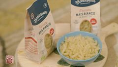 La pasta di mais bianco