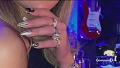 Impazza la manicure "griffata"