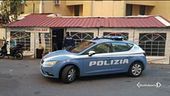 Un bar abusivo gestito da due bimbi