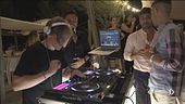 Da domani stop alle discoteche