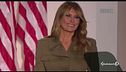 Melania "soft" in campo per Trump