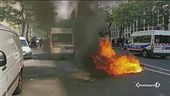 A Parigi tornano i gilet gialli
