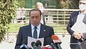 Berlusconi lascia l'ospedale