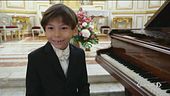 A 6 anni è già un piccolo genio della musica