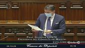 Conte difende stretta e aiuti