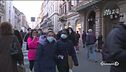 Corsa ai regali ma senza ressa
