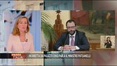 In diretta da Palazzo Chigi parla il ministro Patuanelli
