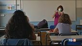 Contagi in crescita, primi casi a scuola