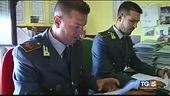 Ville e auto di lusso, i furbetti del reddito