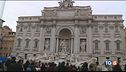 Fontana di Trevi, la barriera della discordia