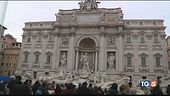 Fontana di Trevi, la barriera della discordia