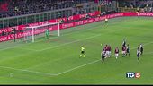 Milan-Juve, pari e polemica di rigore
