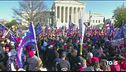 Fans di Trump in piazza, scontri a Washington