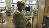 Contagi in lieve calo ma ospedali soffrono