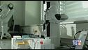 Vaccini subito a Londra Usa, picco di contagi