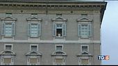 Papa Francesco: "Impariamo a piangere per chi sta soffrendo"