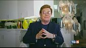Elton John e altre star della musica in concerto dal salotto di casa