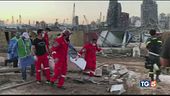 Beirut è in ginocchio, caccia ai responsabili
