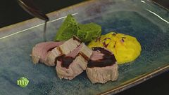 Filetto di vitello cotto con fieno e sale