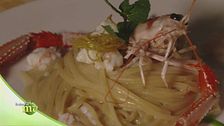 Linguine con scampi e limone