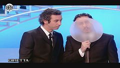 IENEYEH, 22 gennaio: dalle ex veline Corvaglia e Canalis agli schiaffi dati a Fabrizio Corona