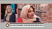 Si incatena per riavere sua figlia