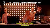 CORTI ONNIS: Lo scherzo a Jo Squillo: chi ha spogliato i manichini Valentina e Michelle?