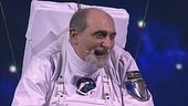 "Come fate ad andare in bagno?", la domanda scomoda a Umberto Guidoni
