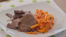 Stracotto di manzo con carote e burro